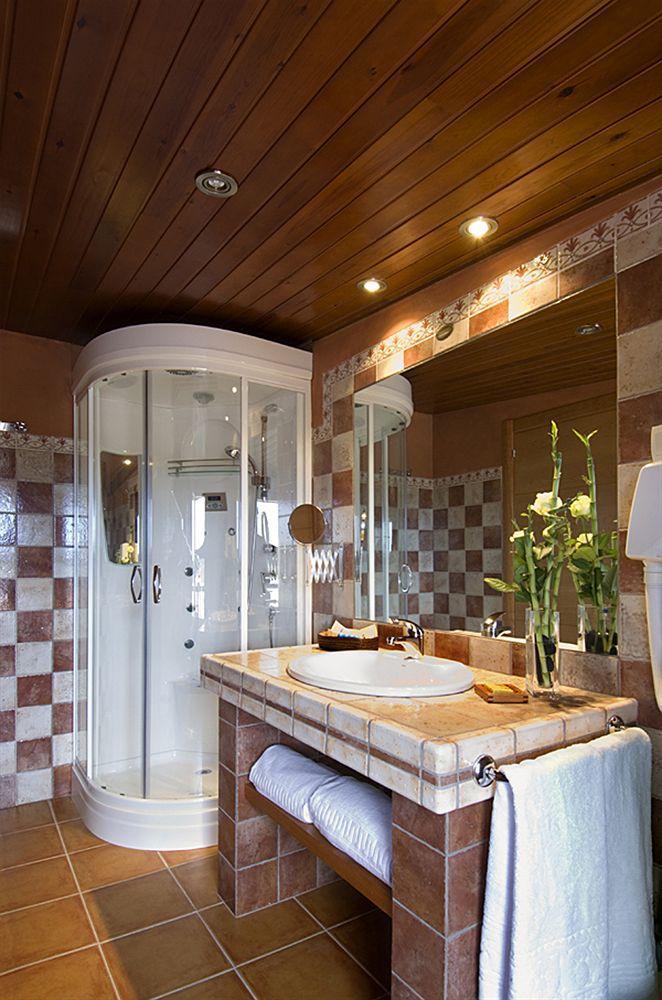 Hotel H Con Encanto Binefar Bagian luar foto